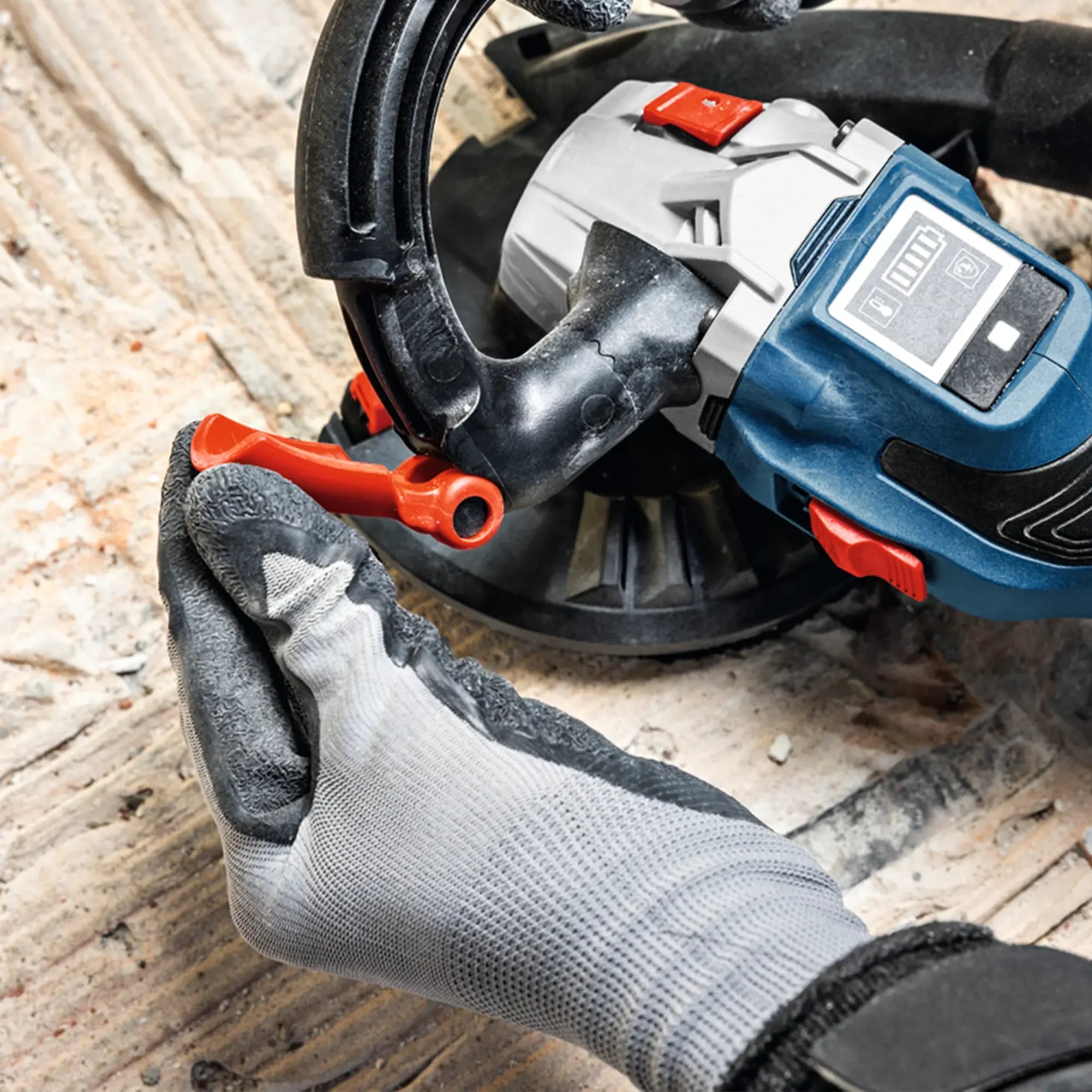 Levigatrice Bosch GBR 18V-15 S PRO 18V