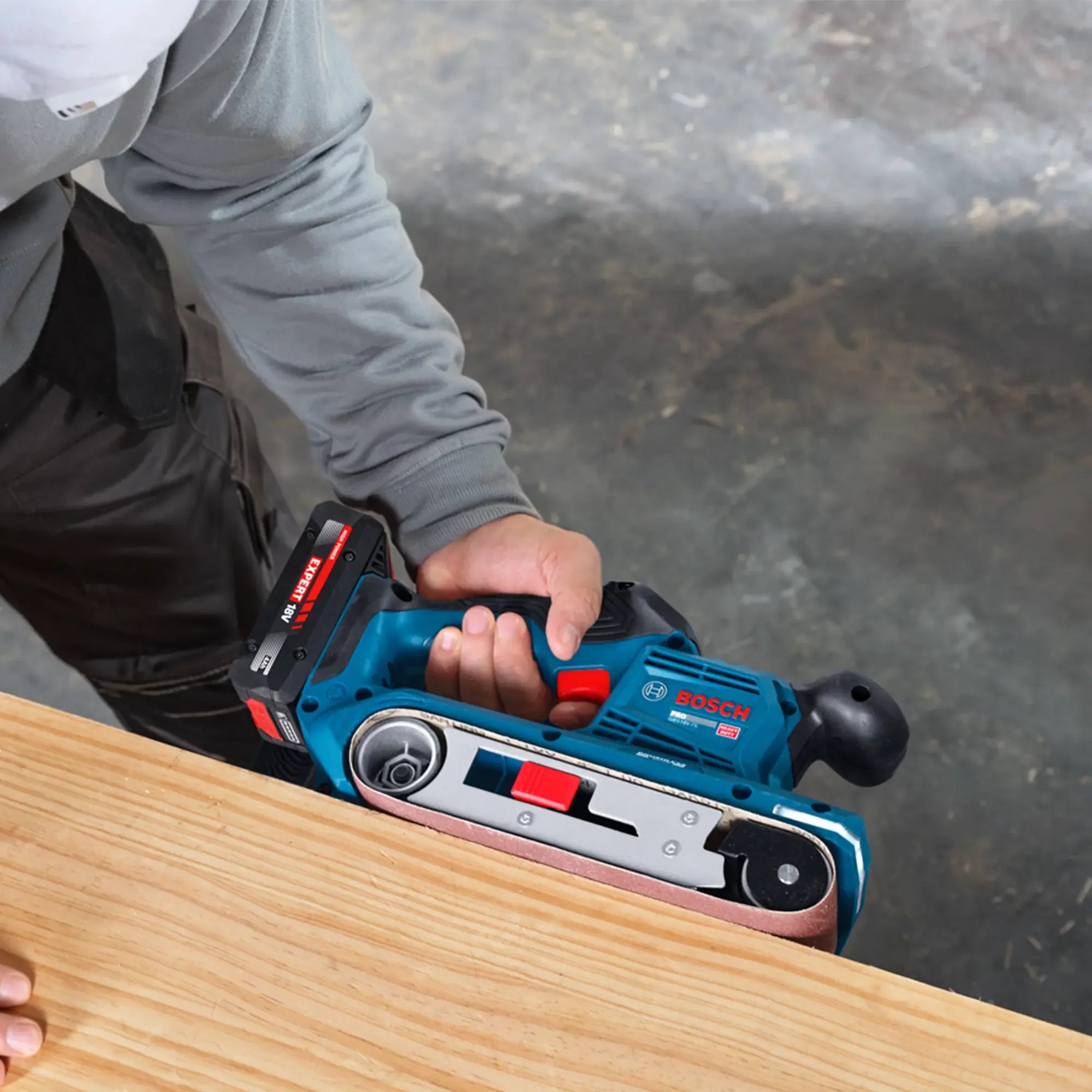 Levigatrice a nastro Bosch PRO GBS 18V-75