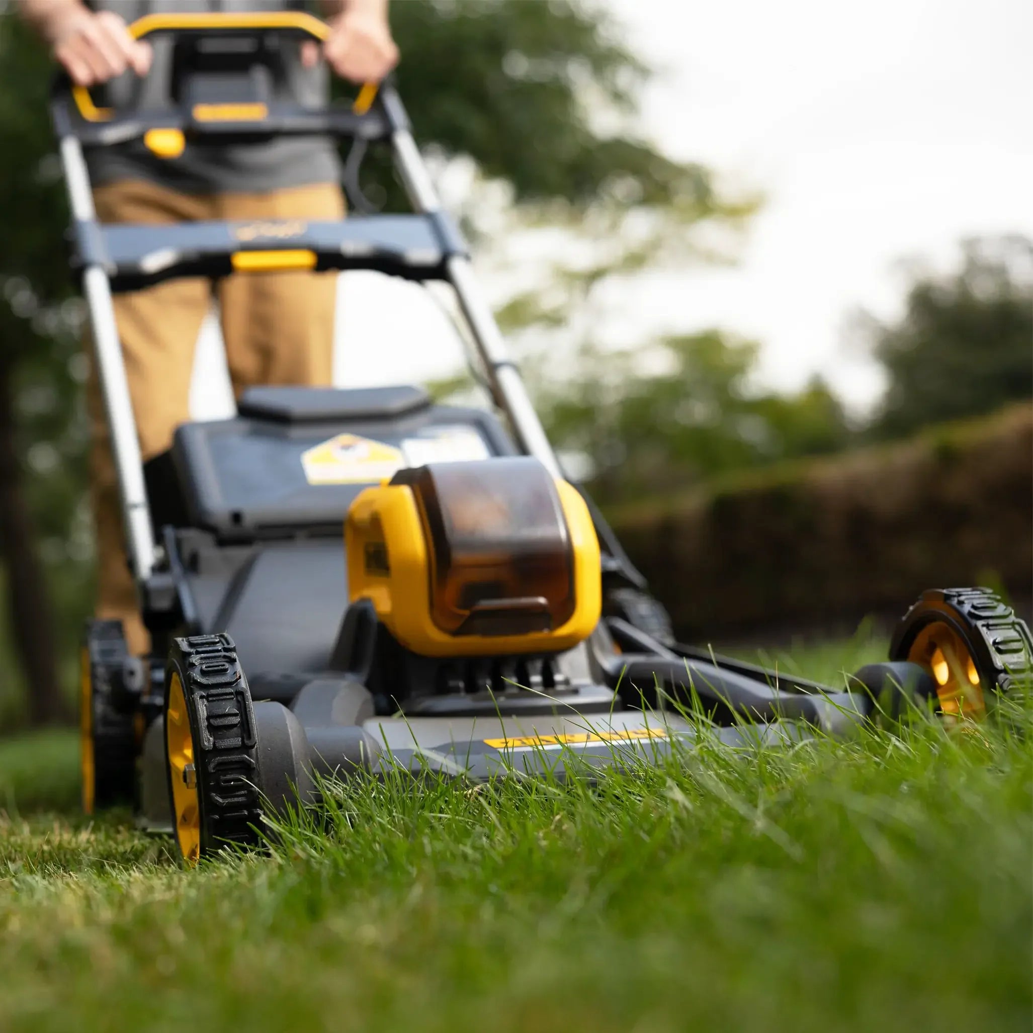 Rasaerba a spinta Dewalt DCK500PX2K-IT 54V 9Ah