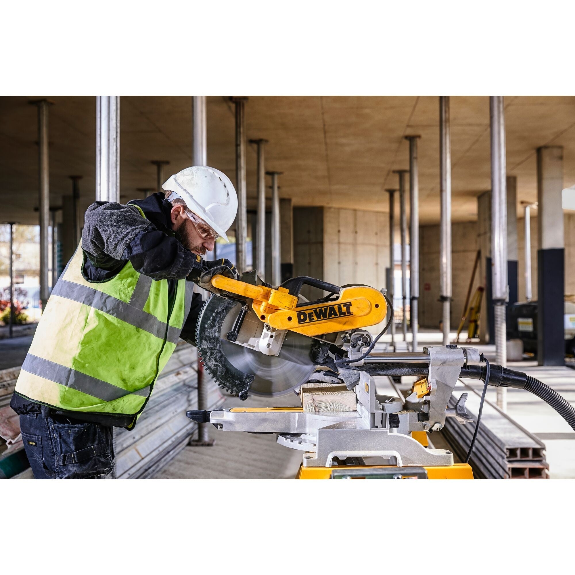 Troncatrice Dewalt DWS780-QS 305mm 1675W