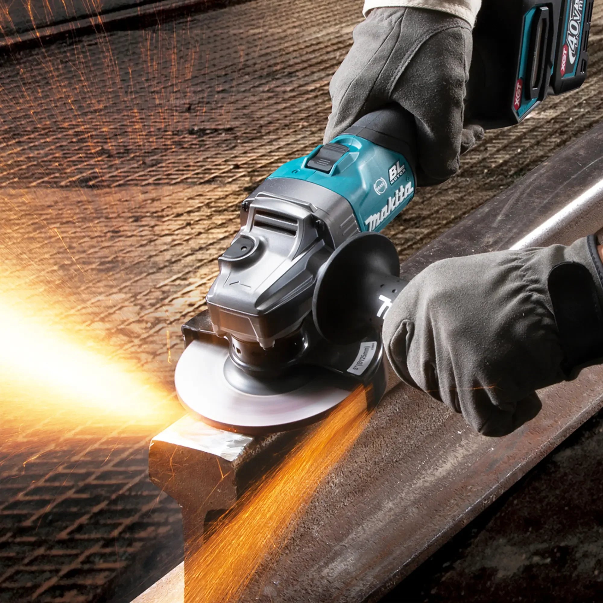 Smerigliatrice Makita GA029GZ01 40V