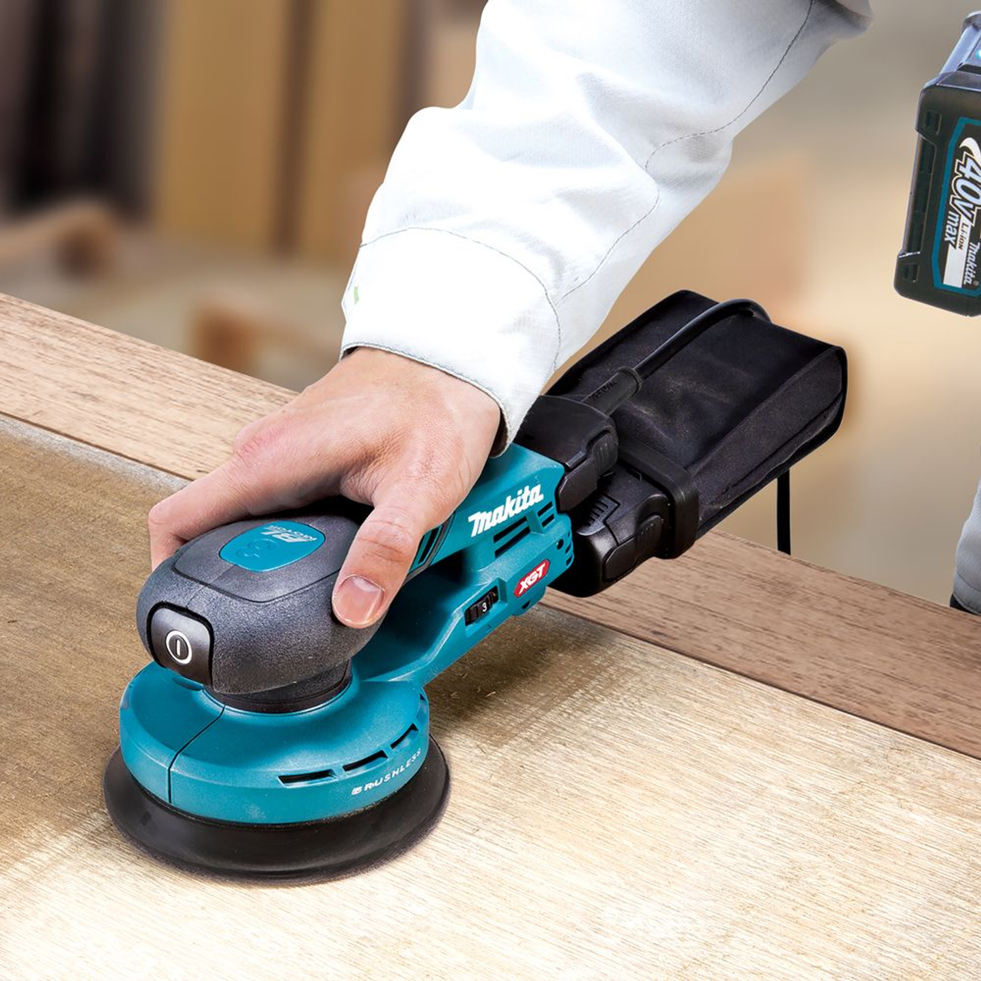 Levigatrice Rotorbitale Makita BO003CGZ 40V