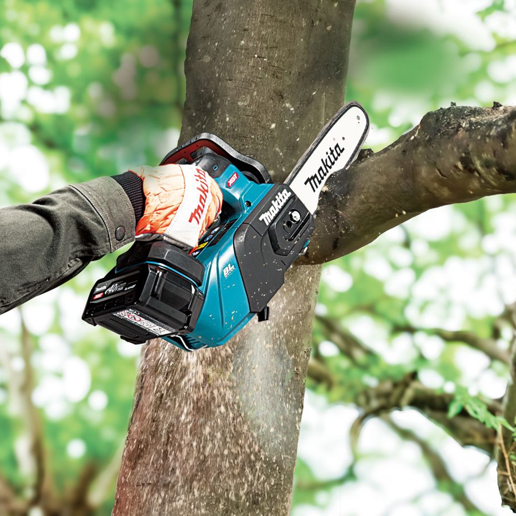 Elettrosega Makita UC031GZ 40V