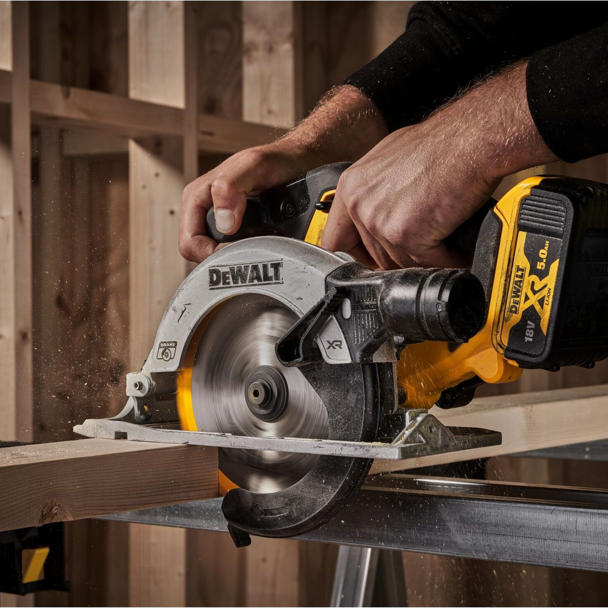 Sega Circolare Dewalt DCS565P2-QW 18V 5Ah