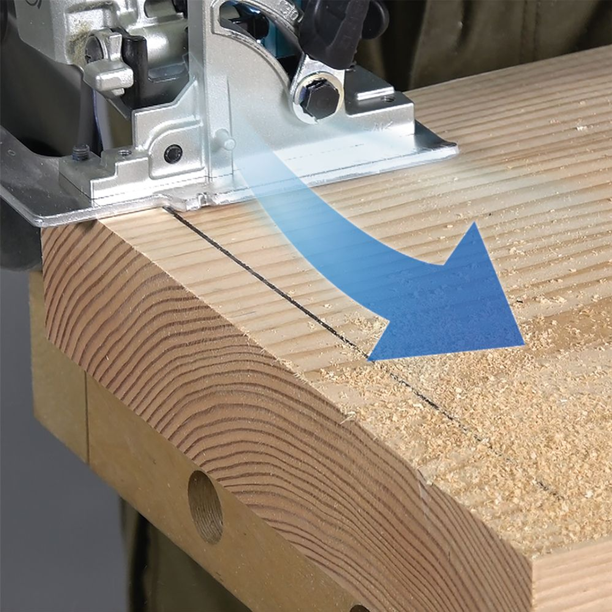 Sega Circolare Makita DHS661ZJU 18V