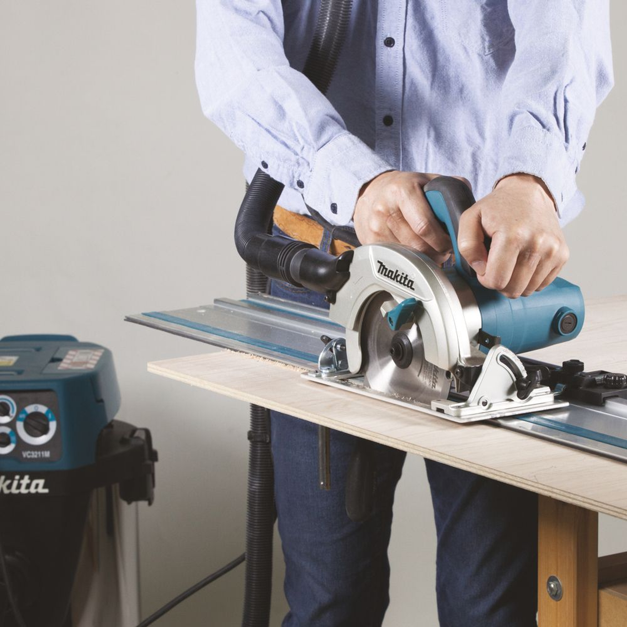 Sega Circolare Makita HS6601J 1050W