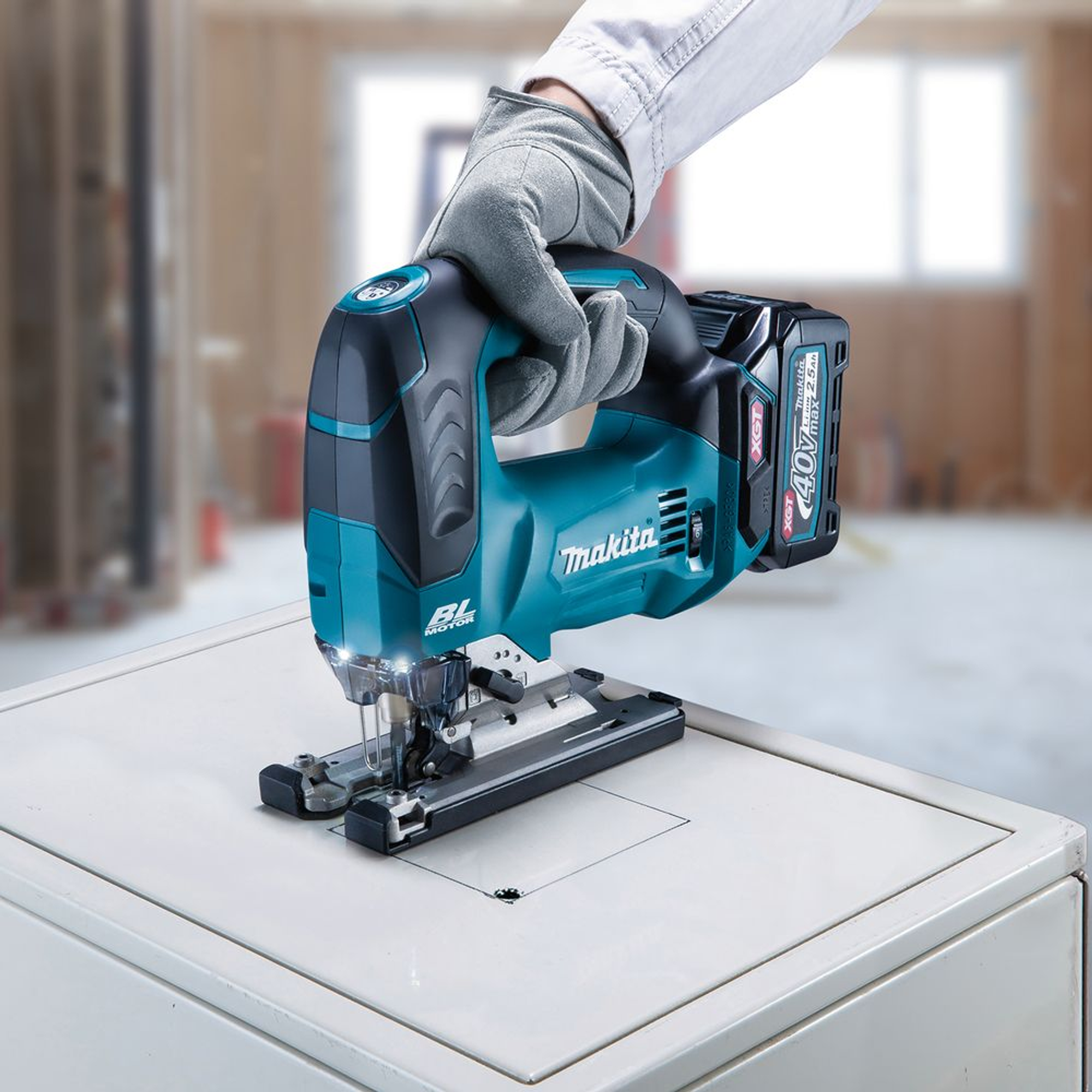 Seghetto Alternativo Makita JV002GM201 40V 4Ah