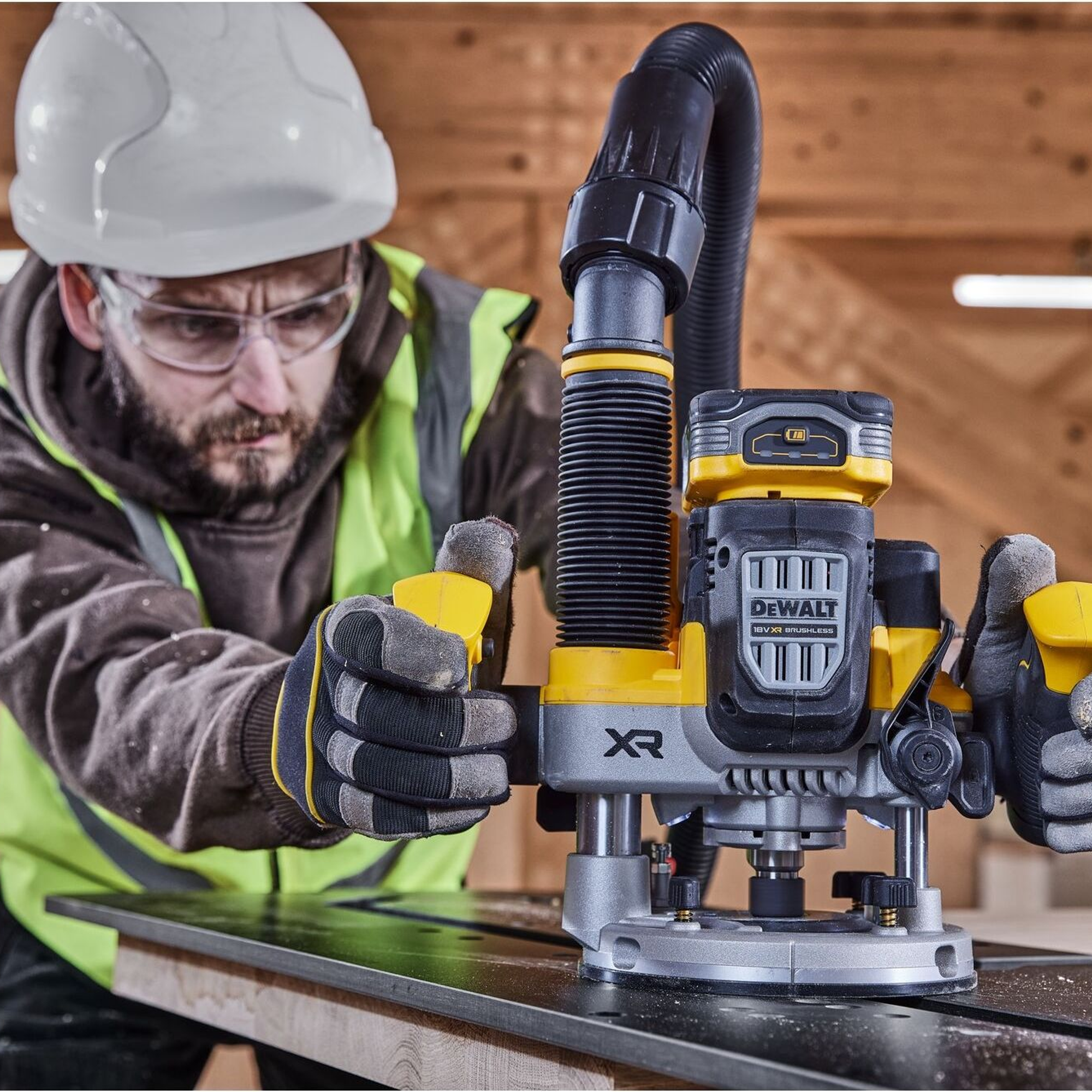 Elettrofresatrice Dewalt DCW620NT-XJ 18V