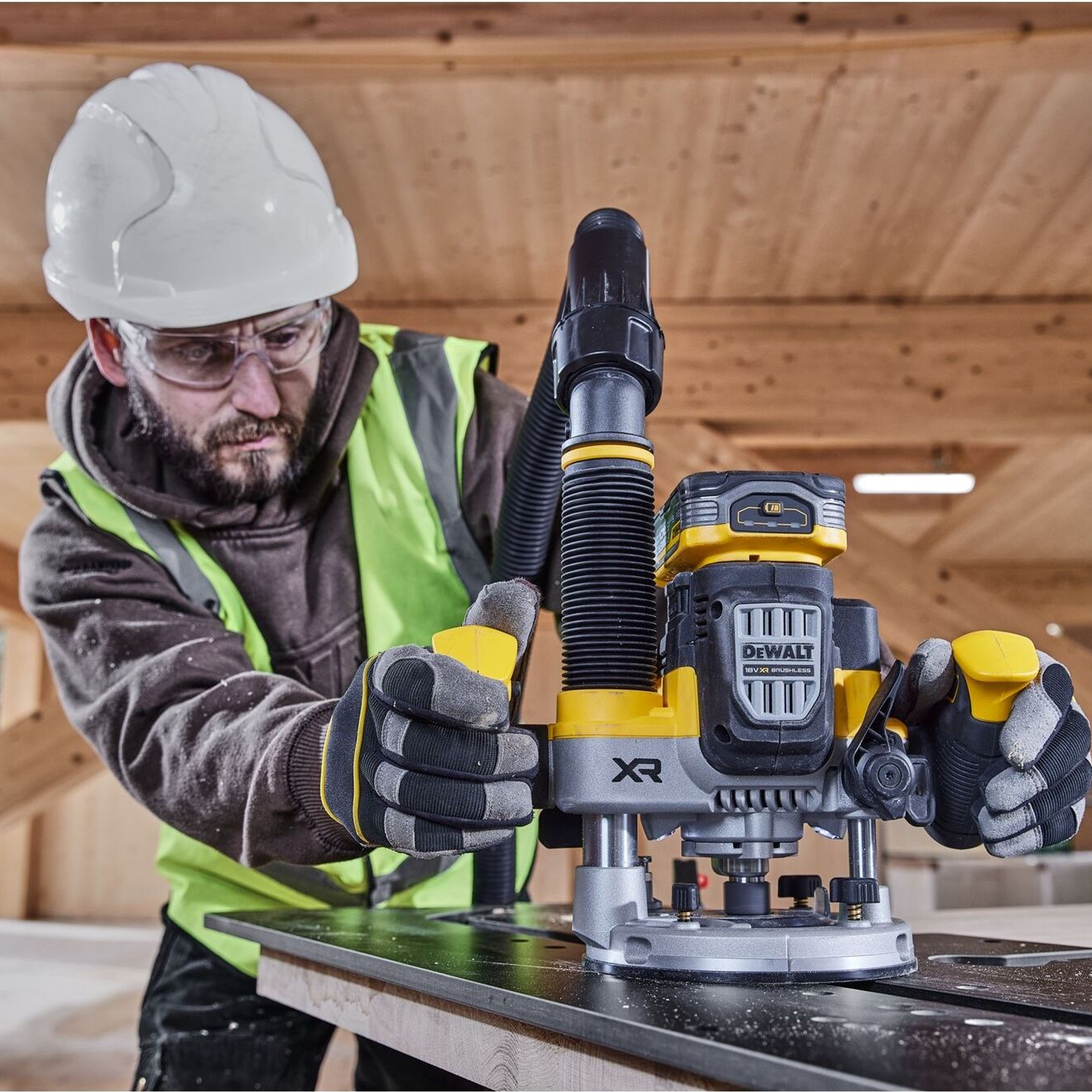 Elettrofresatrice Dewalt DCW620NT-XJ 18V