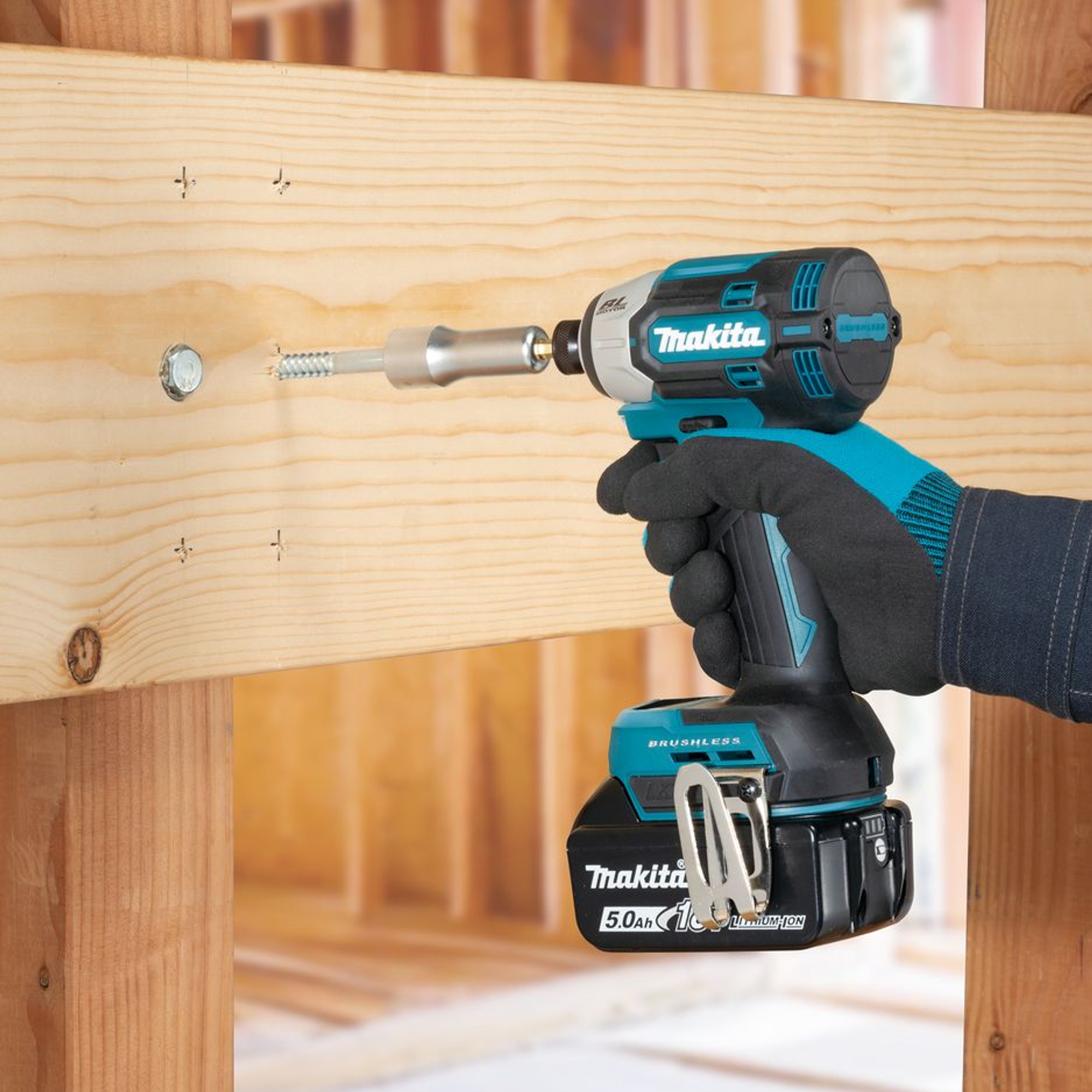 Avvitatore a impulsi Makita DTD201RTJ 18V 5Ah