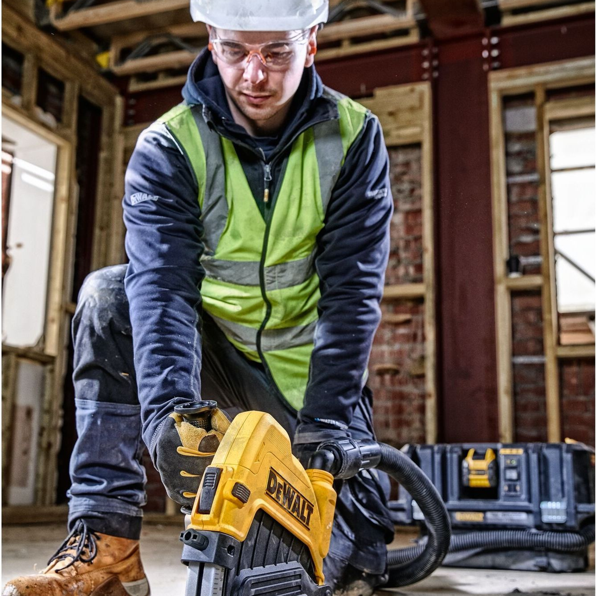 Protezione Taglio Calcestruzzo Dewalt DWE46229-XJ 230mm