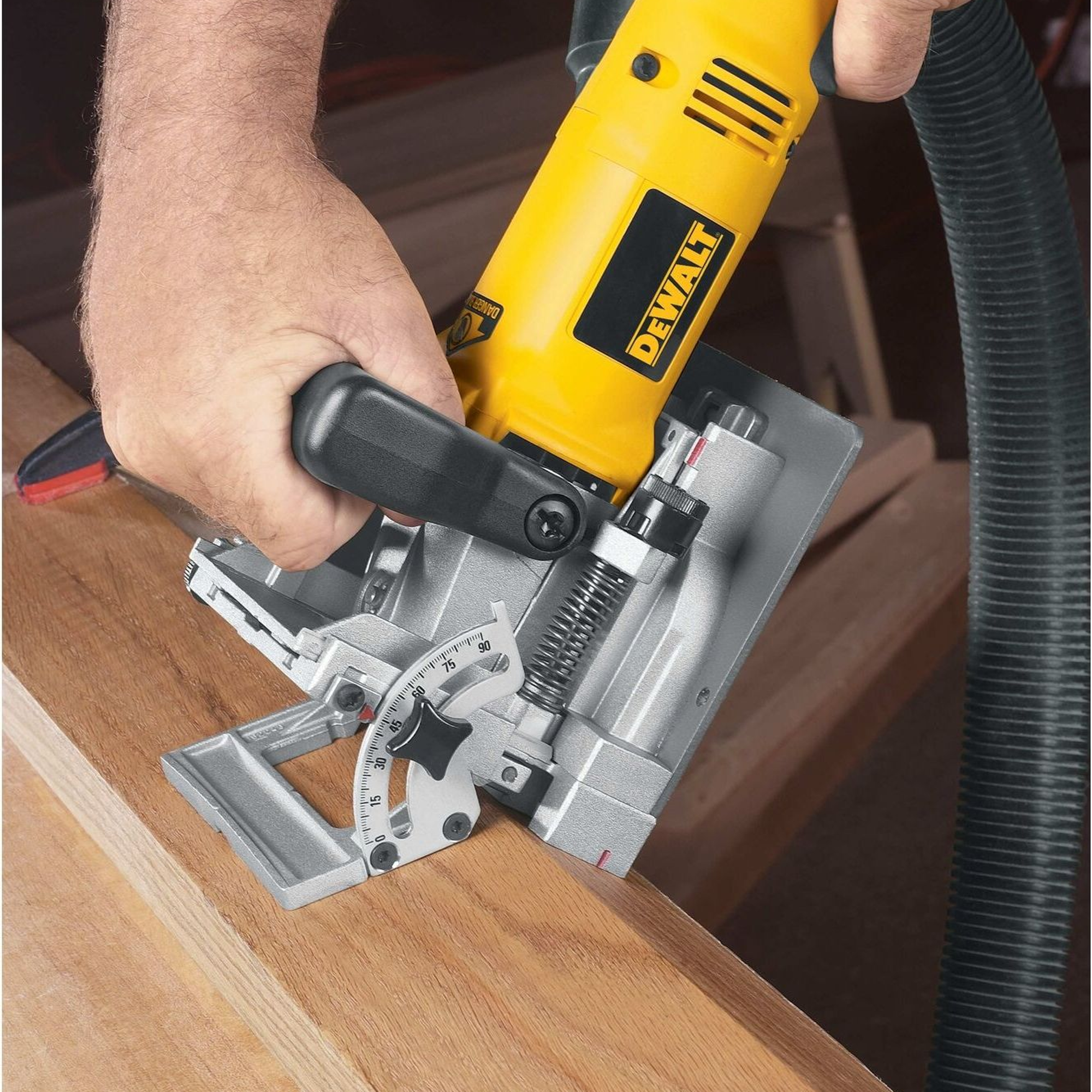 Fresatrice Dewalt DW682K-QS 600W
