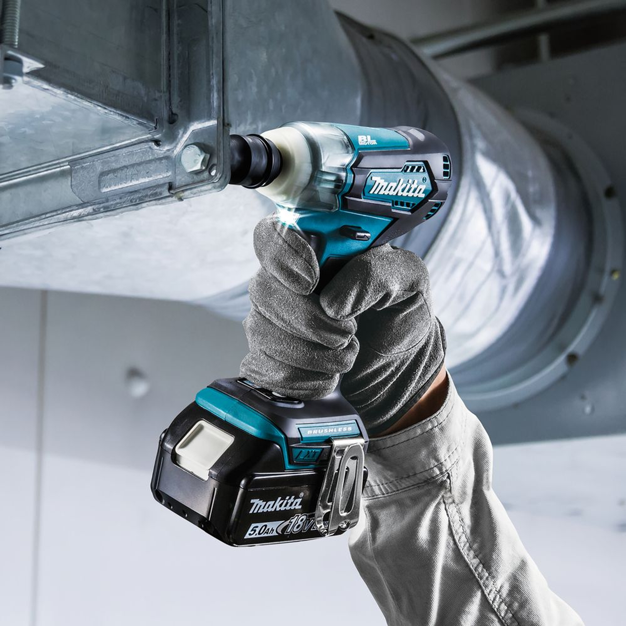 Chiave a impulsi Makita DTW181RTJ 18V 5Ah