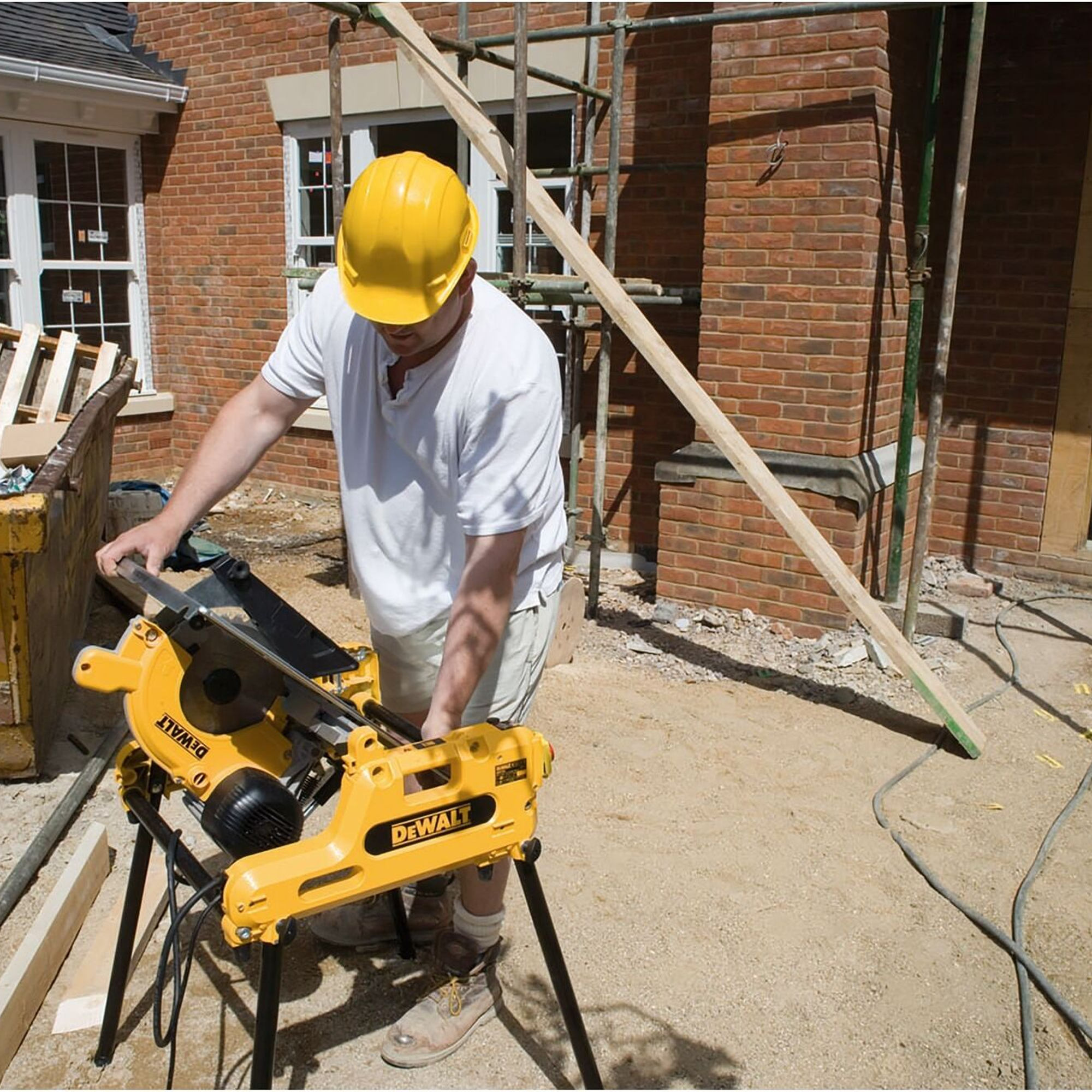 Sega Combinata Dewalt DW743N-QS 250mm 1550W