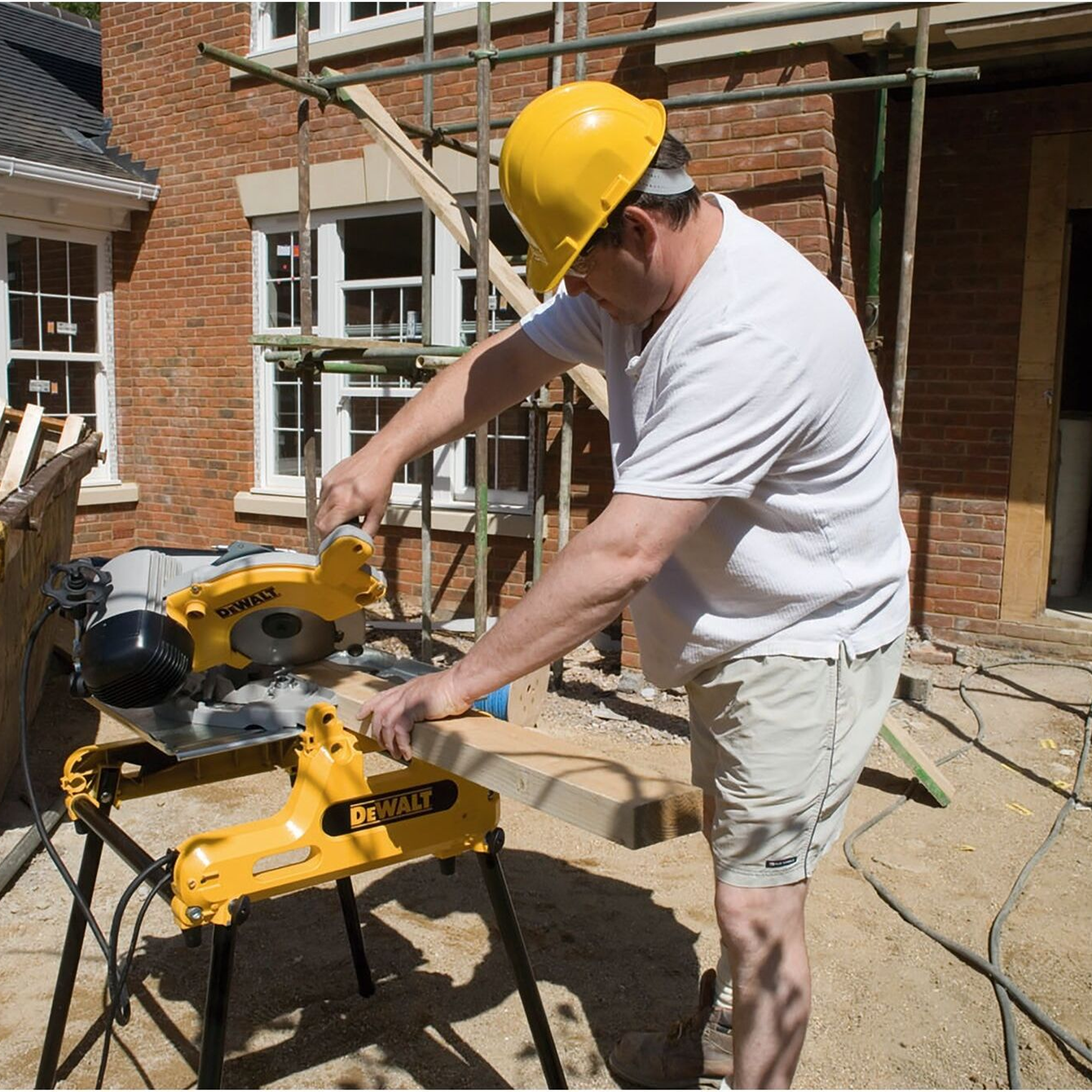 Sega Combinata Dewalt DW743N-QS 250mm 1550W