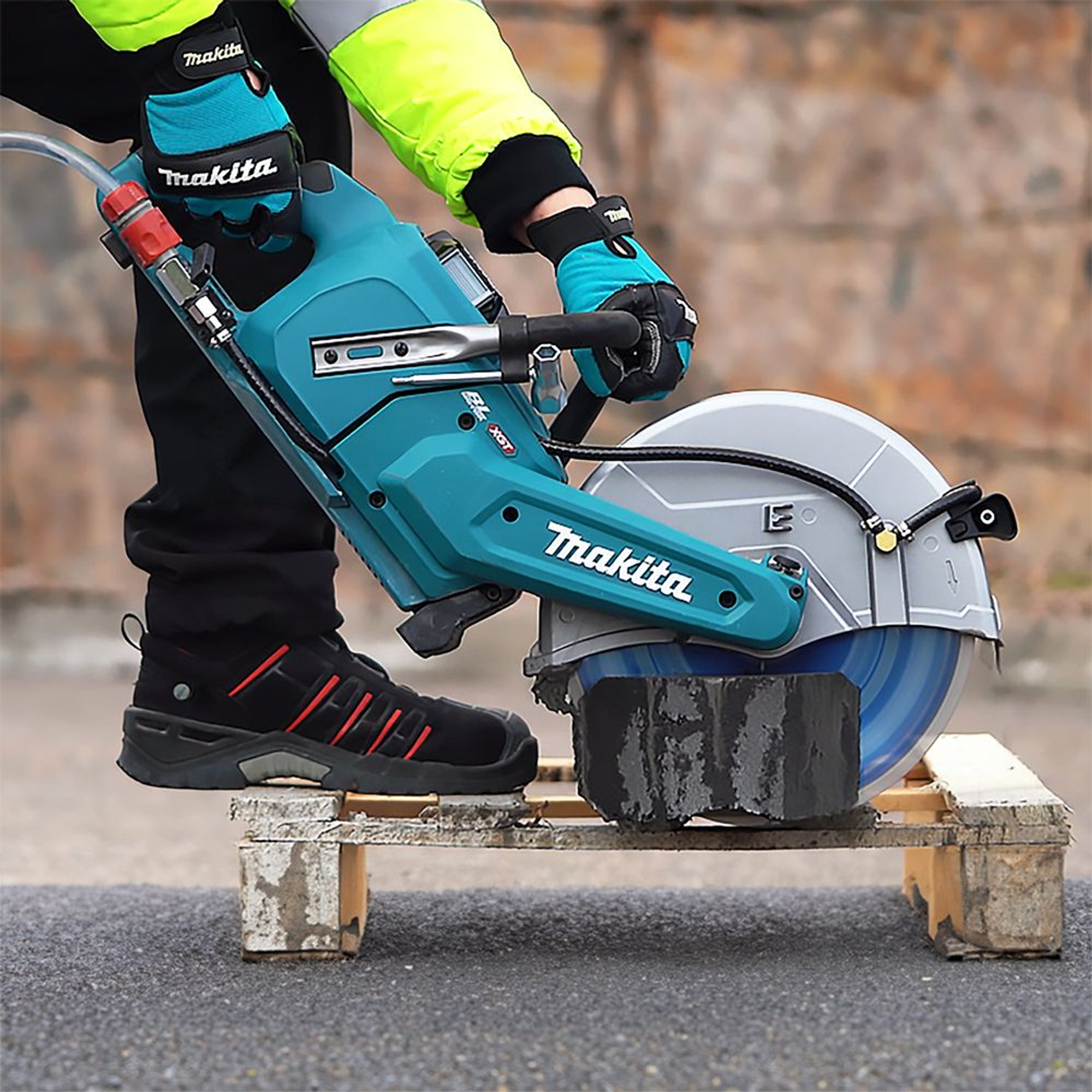 Troncatrice Makita CE004GZ 40V